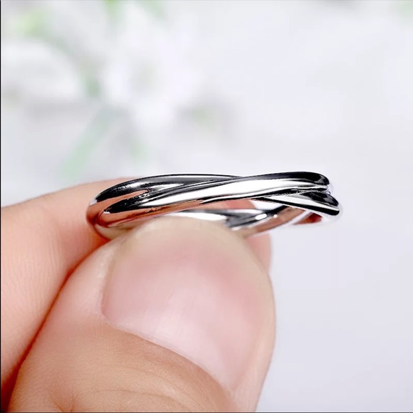 New Women’s 925 Silver Simple Twisted Ring - Picture 5 of 6